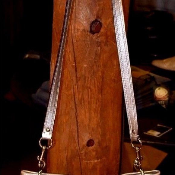 Coach 17605 Ashley Leather hippie silver and white shoulder crossbody bag - Picture 7 of 12